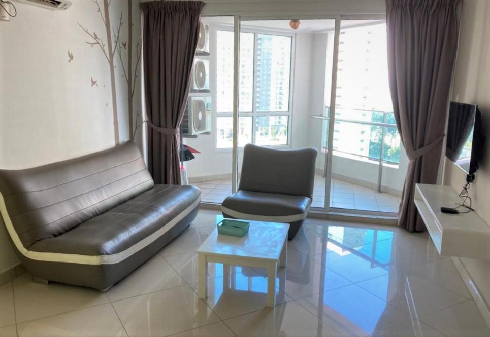 Mansion One Seaview Georgetown 2Br 6 Pax Daire Dış mekan fotoğraf